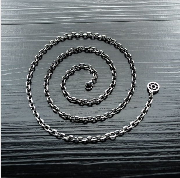 Maple leaf classic necklace